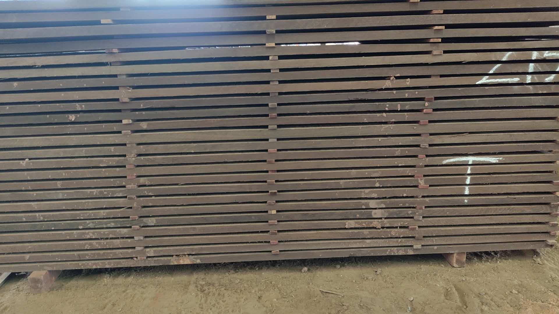 Proveedor de f&aacute;brica del fabricante de maderas de wengu&eacute; africanas personalizadas al por mayor de Wenge Square